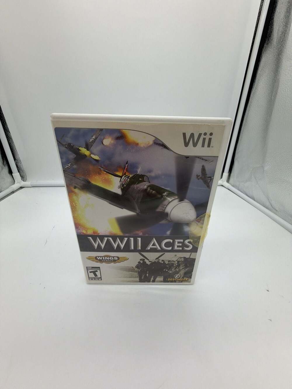 WWII Aces Nintendo Wii Game with Case and Manual
( tested)